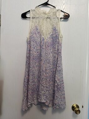 Lace-Trim Purple Paisley Sleeveless Dress